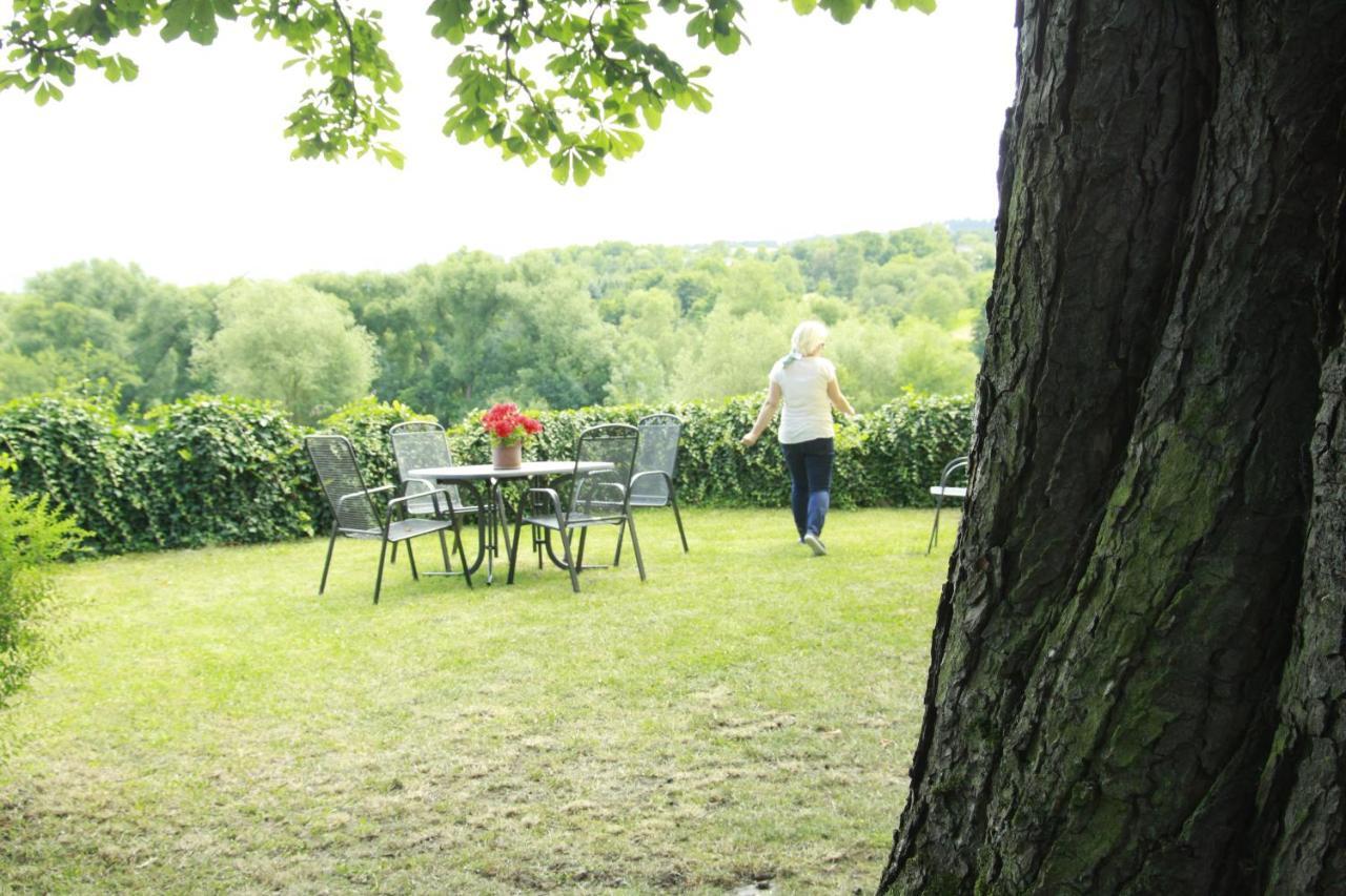 Kapelle - Urlaub Auf Dem Weingut Apartment Maring-Noviand Exterior photo